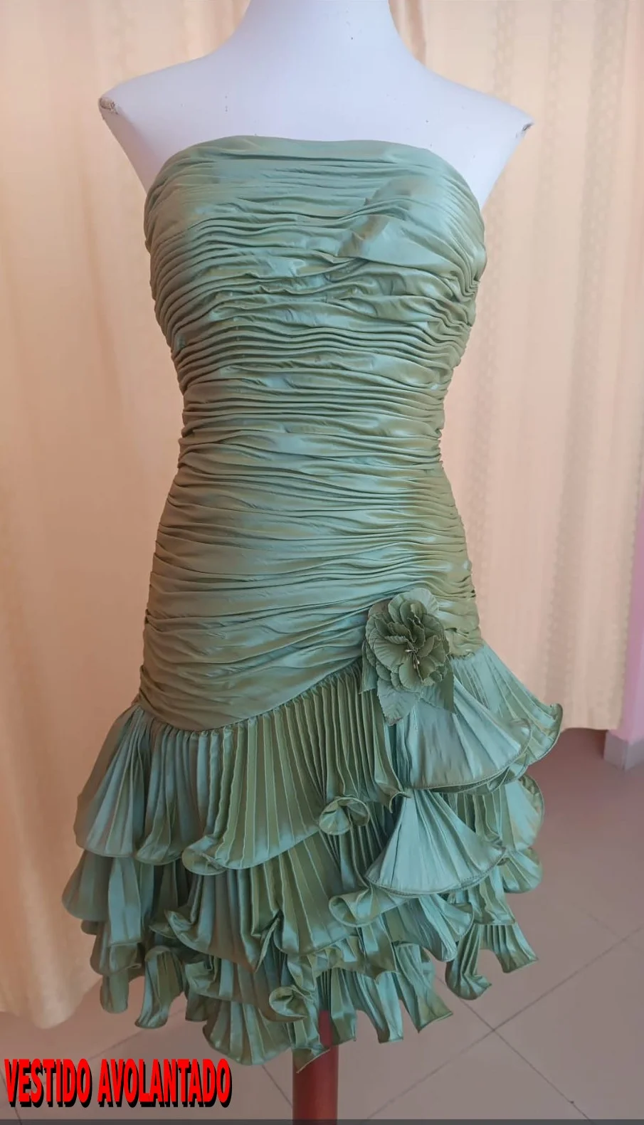 VESTIDO AVOLANTADO VERDE OLIVA (GRAN OPORTUNIDAD)