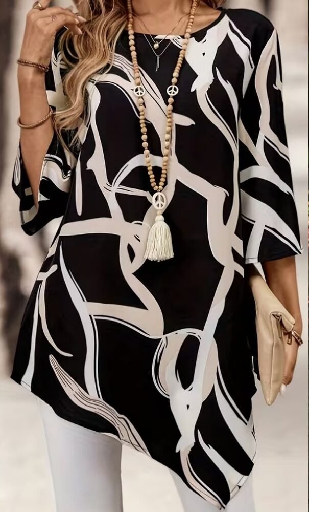 CAMISETA TEMAR HOLAGADA ESTAMPADA NEGRA