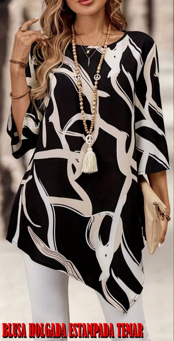 CAMISETA TEMAR HOLAGADA ESTAMPADA NEGRA